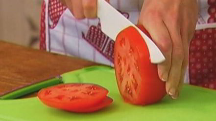 Рецепт сэндвича со стейком, руколой и помидорами