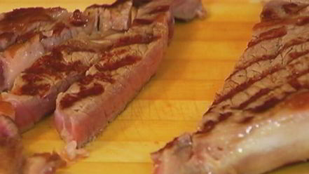 Рецепт сэндвича со стейком, руколой и помидорами