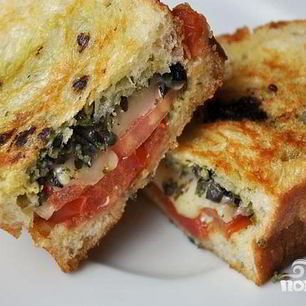 Рецепт Сэндвичей с помидорами, соусом и сыром