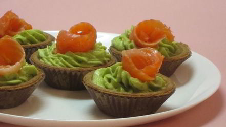 Рецепт крема из авокадо в тарталетках
