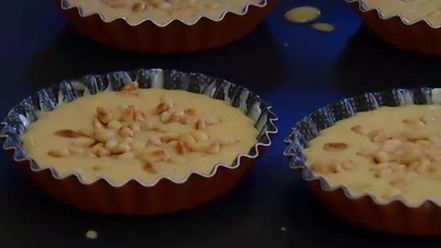 Рецепт лимонных тарталеток с кедровыми орешками