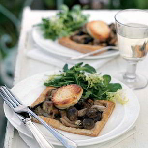 Рецепт Тарталеток с грибами, козьим сыром и эстрагоном