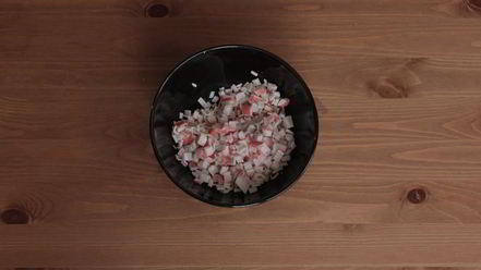 Рецепт тарталеток с крабовыми палочками кукурузой и огурцом