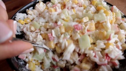 Рецепт тарталеток с крабовыми палочками кукурузой и огурцом