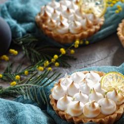 Рецепт Тарталеток с лимонно-лаймовым кремом и меренгой