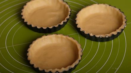 Рецепт тарталеток с лимонно-лаймовым кремом и меренгой
