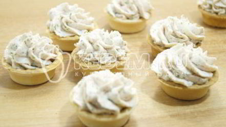 Рецепт тарталеток с паштетом из крабового мяса