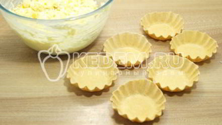 Рецепт тарталеток с пикантным салатом