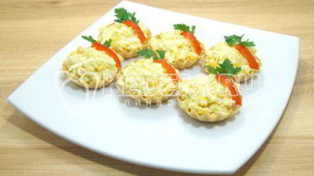 Рецепт тарталеток с пикантным салатом