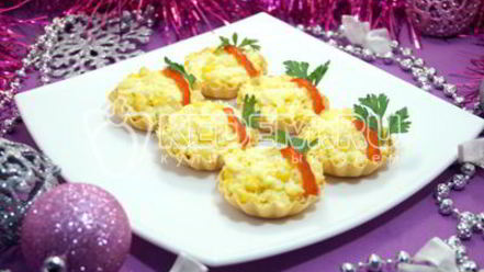 Рецепт тарталеток с пикантным салатом