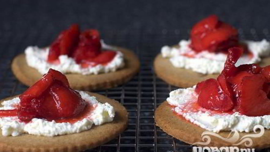 Рецепт тарталеток с рикоттой и клубникой