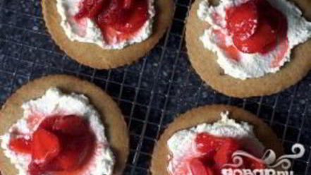 Рецепт тарталеток с рикоттой и клубникой