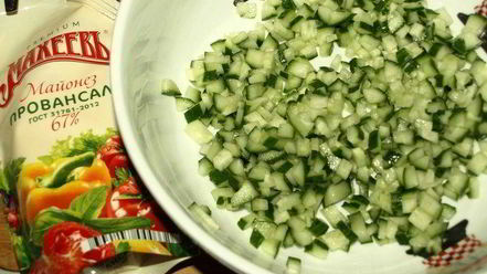 Рецепт тарталеток с салатом из слабосоленой форели и красной икрой