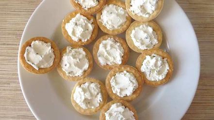 Рецепт тарталеток с творожным сыром и семгой