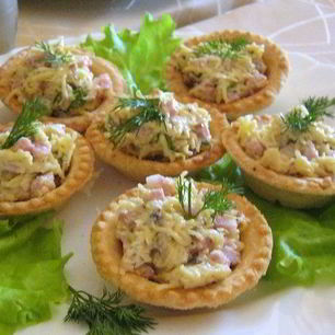 Рецепт Тарталеток с ветчиной и помидорами