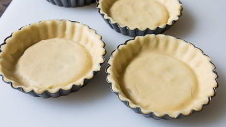 Рецепт томатных тарталеток с сыром