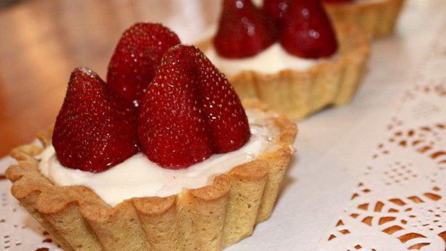 Рецепт клубничной тартинки