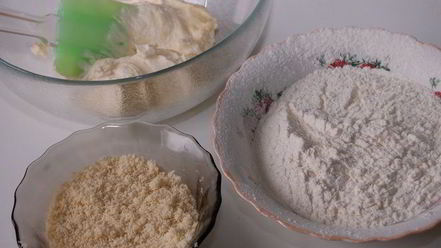 Рецепт миндального тарта с карамелизованными нектаринами