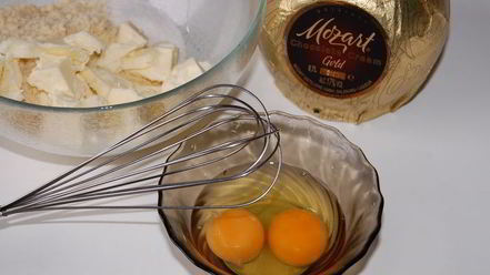 Рецепт миндального тарта с карамелизованными нектаринами