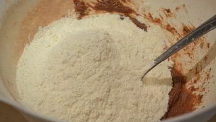 Рецепт тарта с черносливом и нежнейшим шоколадным ганашем