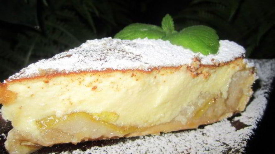 Рецепт тарта с карамелизированными фруктами и творожным пудингом