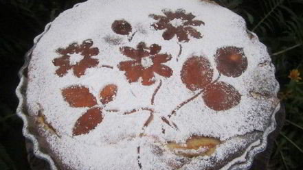 Рецепт тарта с карамелизированными фруктами и творожным пудингом