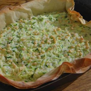 Рецепт Тарта с цукини, рисом и кедровыми орешками