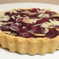 Рецепт Вишневого тарта с миндалем