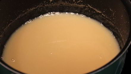 Рецепт яблочного тарта с карамельным кремом