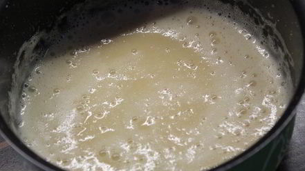 Рецепт яблочного тарта с карамельным кремом