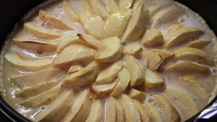 Рецепт яблочного тарта с карамельным кремом