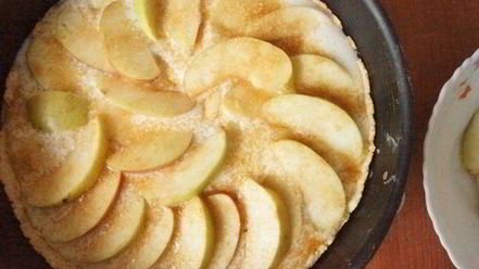 Рецепт яблочного тарта с ванильным кремом