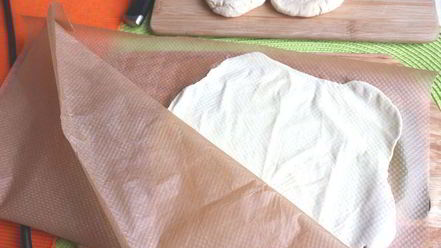 Рецепт тортильи с перцем, креветками и песто из тыквенных семечек