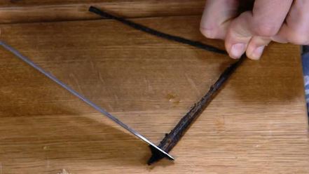 Рецепт французских тостов с ванильным йогуртом и манго