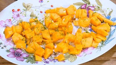 Рецепт французских тостов с ванильным йогуртом и манго