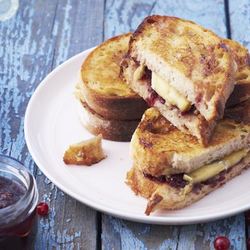 Рецепт Горячего тоста с камамбером