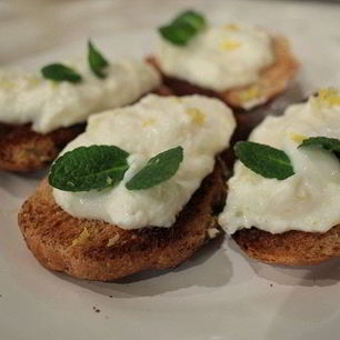 Рецепт Лимонного творожка на тосте