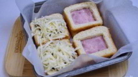 Рецепт необычных тостов к завтраку