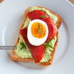 Рецепт Тоста с авокадо и копченой неркой