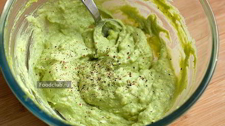 Рецепт тоста с авокадо и копченой неркой