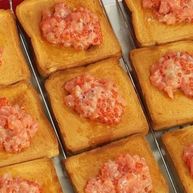 Рецепт Тоста с семгой и красной икрой