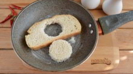 Рецепт тоста с яйцом и авокадо