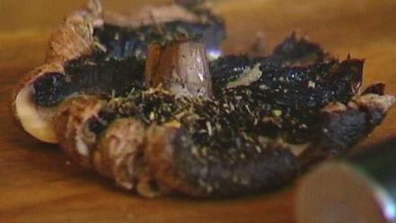 Рецепт тостов на завтрак с творогом, помидорами и грибами