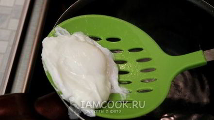 Рецепт тостов с авокадо и яйцом пашот