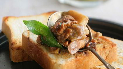 Рецепт Тостов с грибным соусом