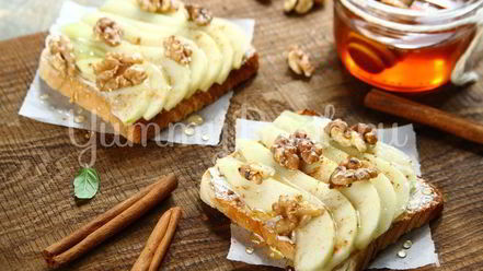 Рецепт тостов с грушей и медом