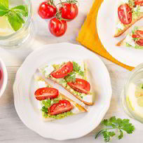 Рецепт Тостов с гуакамоле и помидорами