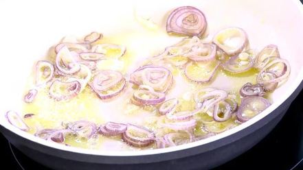 Рецепт тостов с лисичками и лимонным сыром