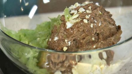 Рецепт тостов с паштетом из говяжьей печенки