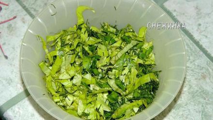 Рецепт тостов с руколой и яйцом, зеленью и редисом